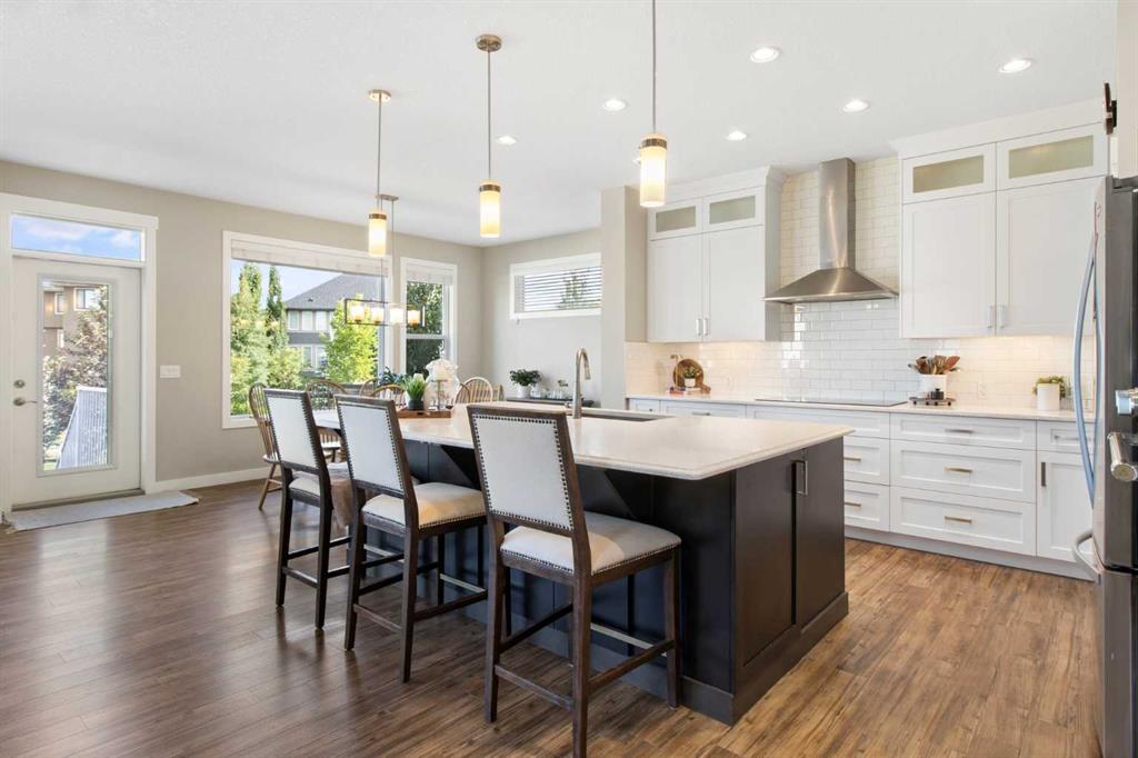 33 Silverado Crest Bay, Calgary, MLS® # A2236315