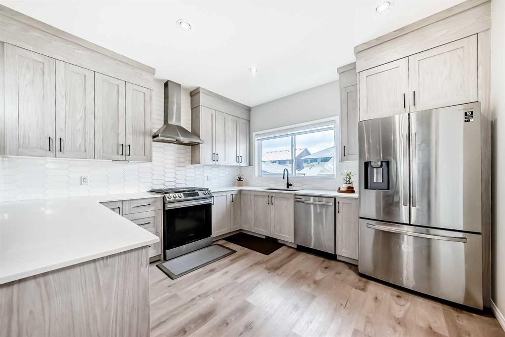 125 Corner Ridge Mews, Calgary, MLS® # A2238693