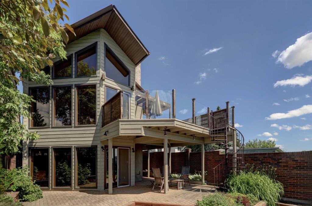 Real Estate Listing MLS A2239397