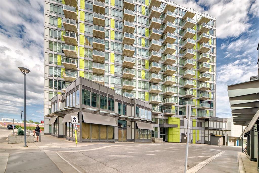 30 Brentwood Common, Calgary, MLS® # A2239872