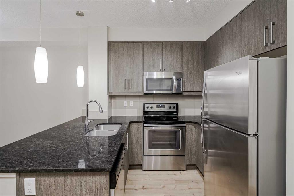 402 Marquis Lane, Calgary, MLS® # A2240113