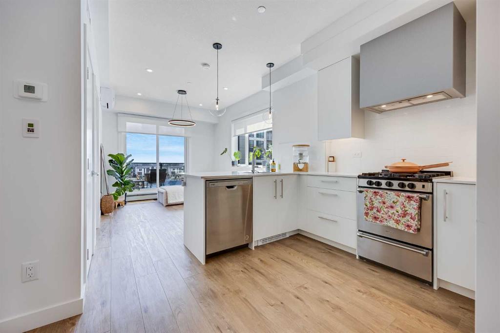 Real Estate Listing MLS A2240362