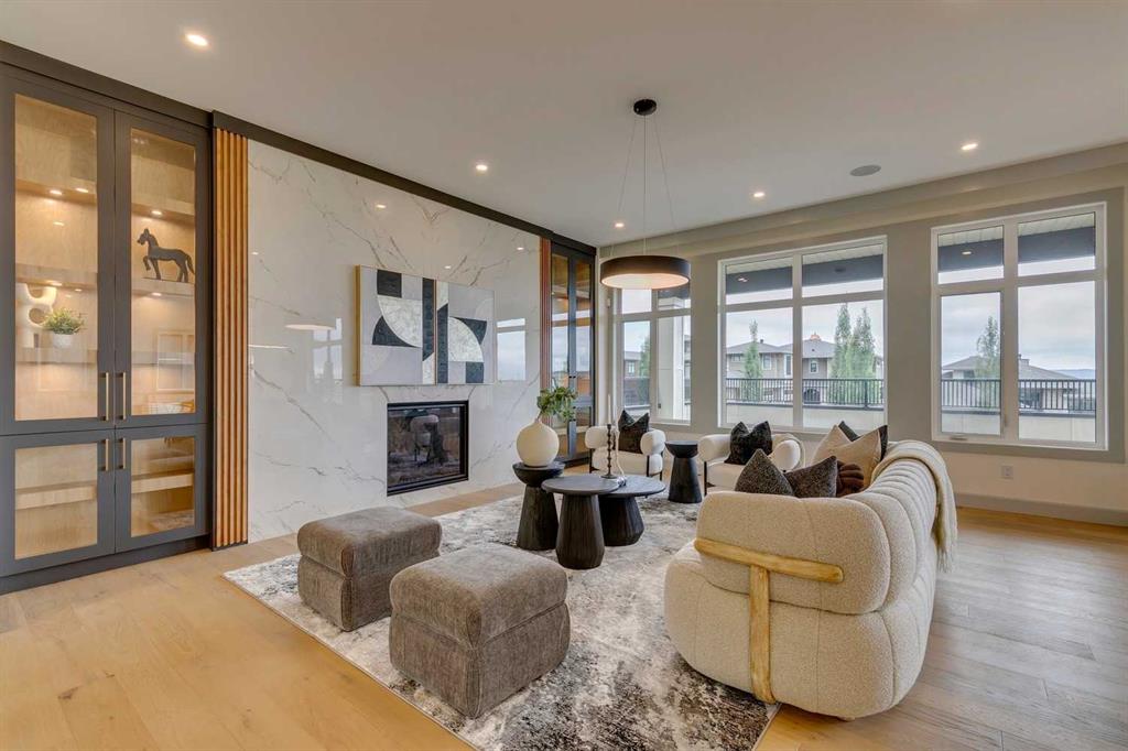 431 Patterson Boulevard, Calgary, MLS® # A2240397