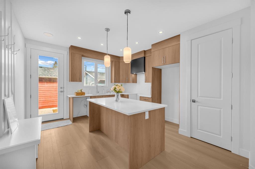 426 13 Avenue, Calgary, MLS® # A2240446