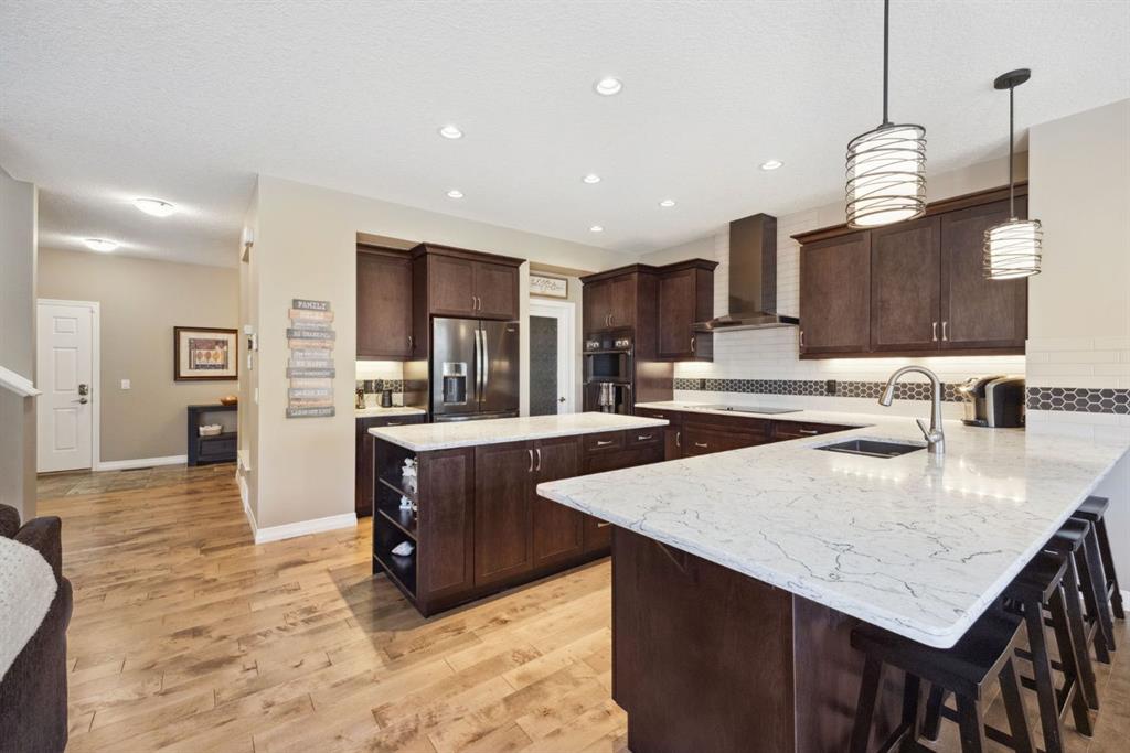 250 Evansglen Drive, Calgary, MLS® # A2240695