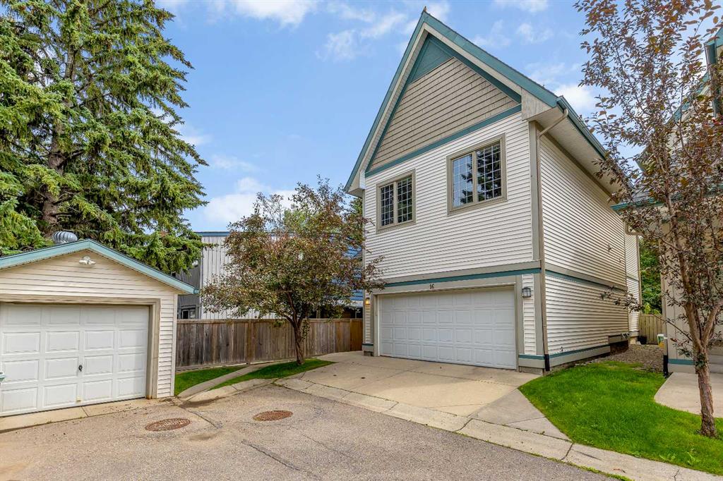 16 Varsity Estates Gardens, Calgary, MLS® # A2240845