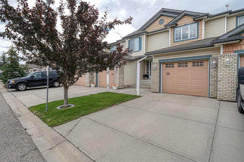 119 Citadel Estates Manor, Calgary, MLS® # A2241356