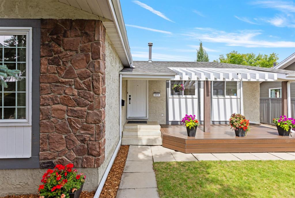 699 Deercroft Way, Calgary, MLS® # A2241729