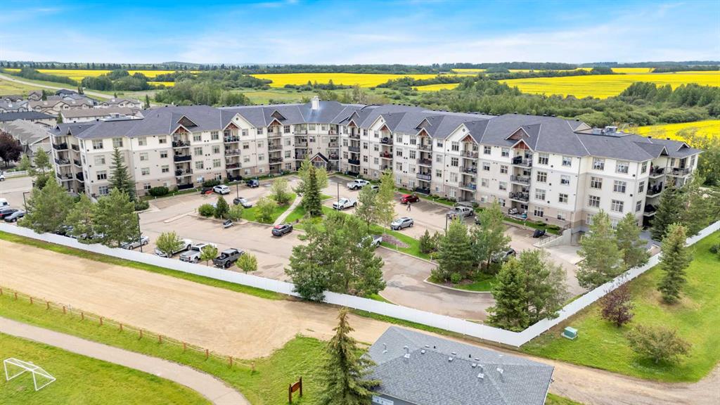 100 Lakeway Boulevard, Sylvan Lake, MLS® # A2241892