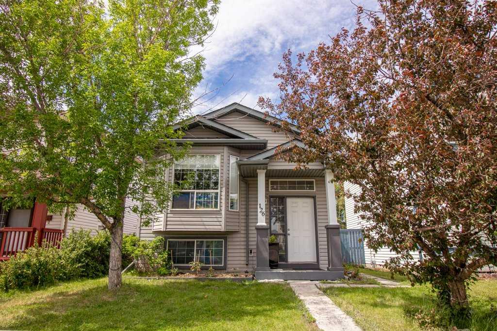 126 Martin Crossing Manor, Calgary, MLS® # A2243628