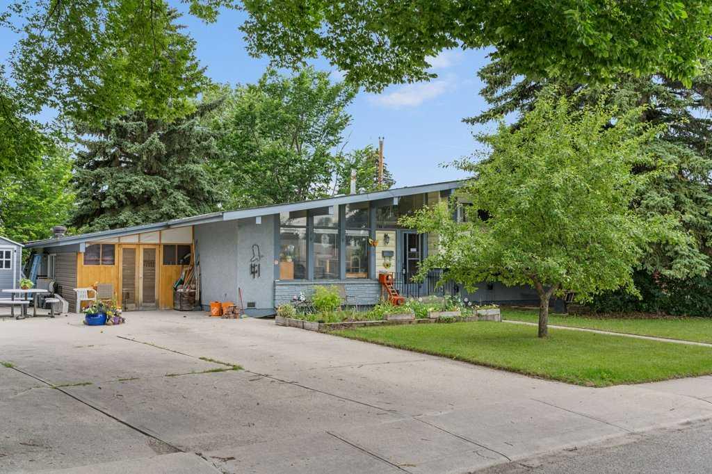 8811 Ancourt Road, Calgary, MLS® # A2243879