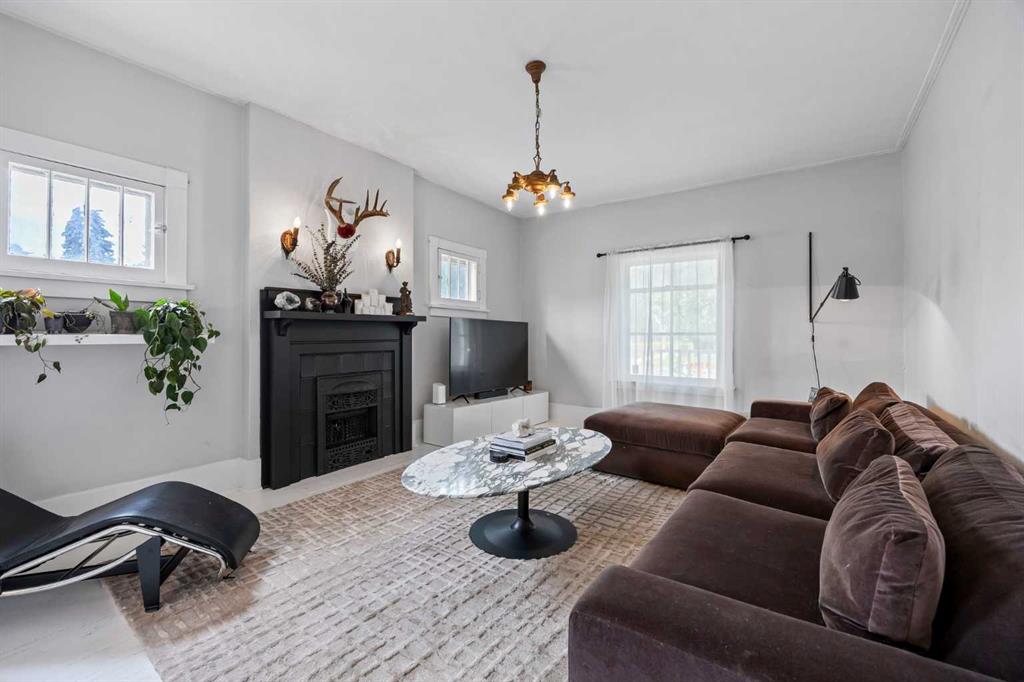 529 20 Avenue, Calgary, MLS® # A2244266