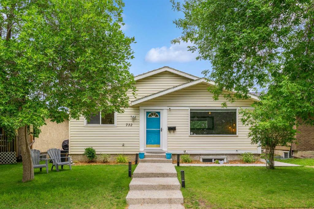 732 Whitemont Drive, Calgary, MLS® # A2244270