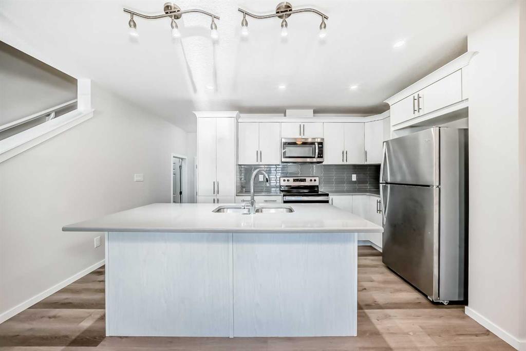 145 Yorkville Boulevard, Calgary, MLS® # A2244444
