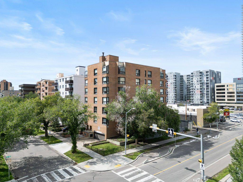 1202 13 Avenue, Calgary, MLS® # A2245343