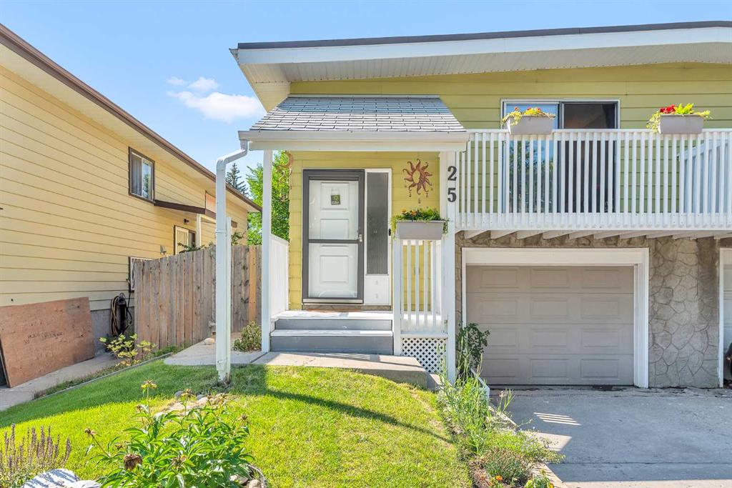 25 Silverdale Place, Calgary, MLS® # A2245873