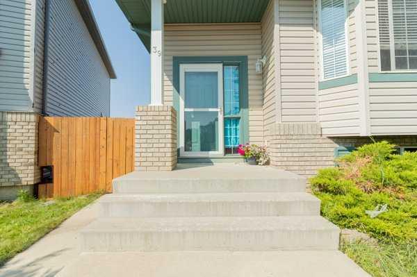 39 Saddlemont Manor, Calgary, MLS® # A2246529