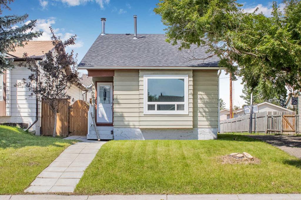 39 Erin Ridge Road, Calgary, MLS® # A2246859