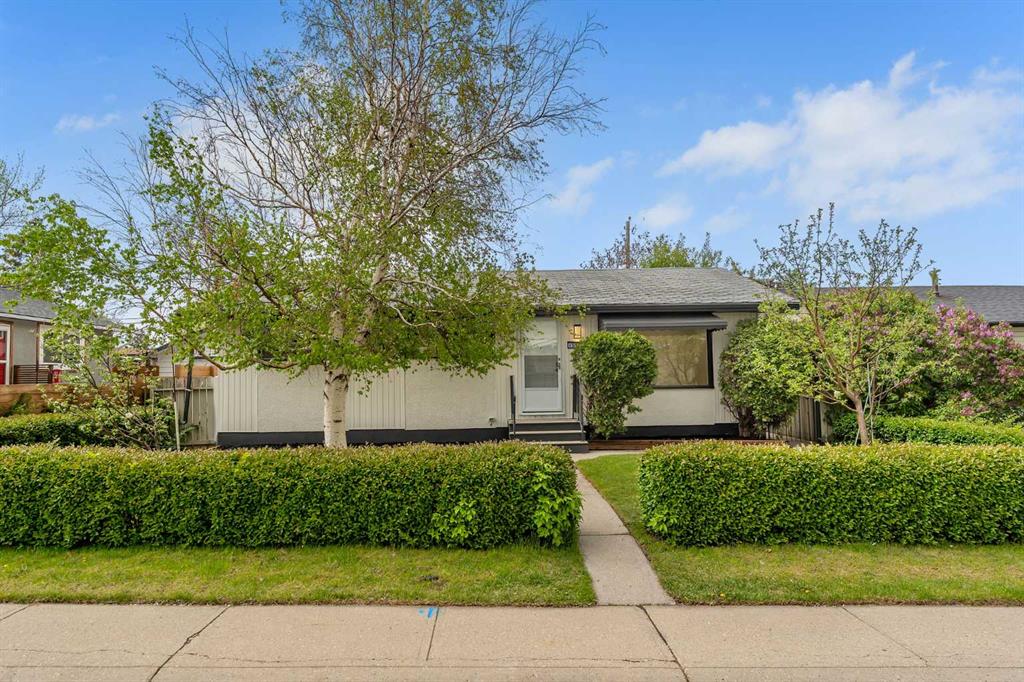1512 Robson Crescent, Calgary, MLS® # A2248079