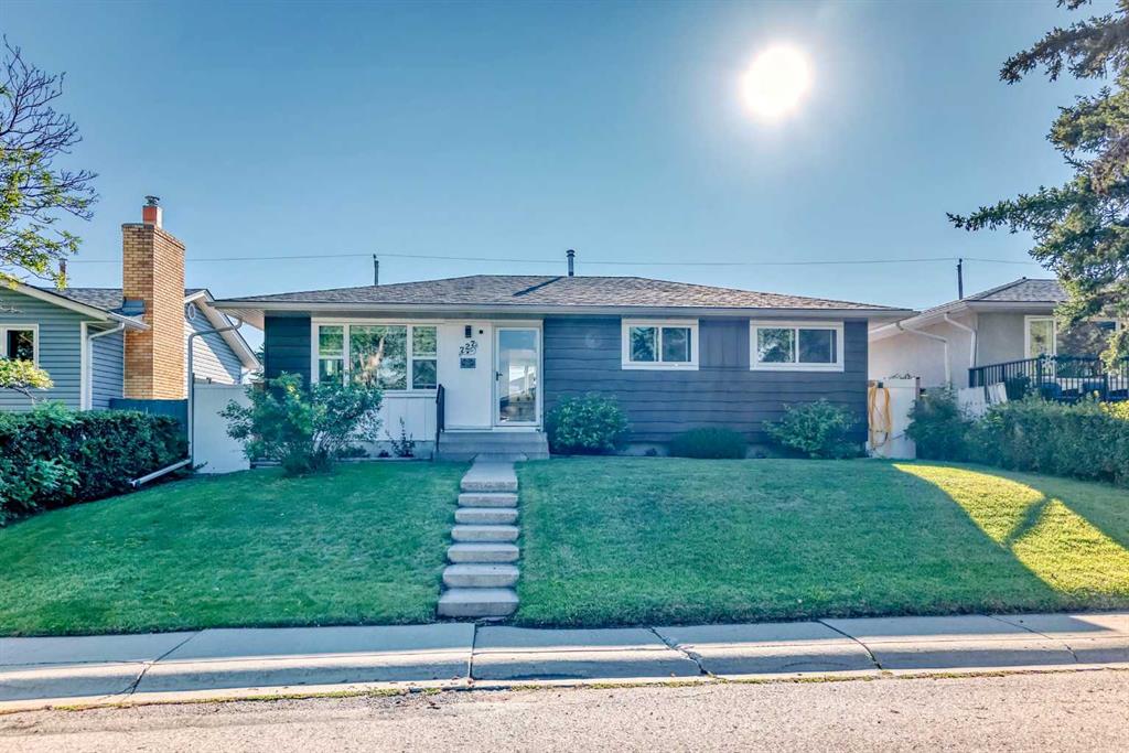 727 Macleay Road, Calgary, MLS® # A2250364