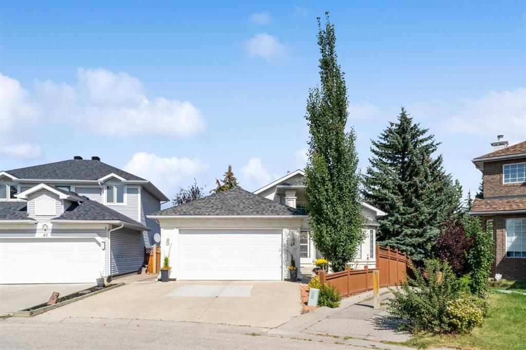 44 Valley Meadow Close, Calgary, MLS® # A2252473