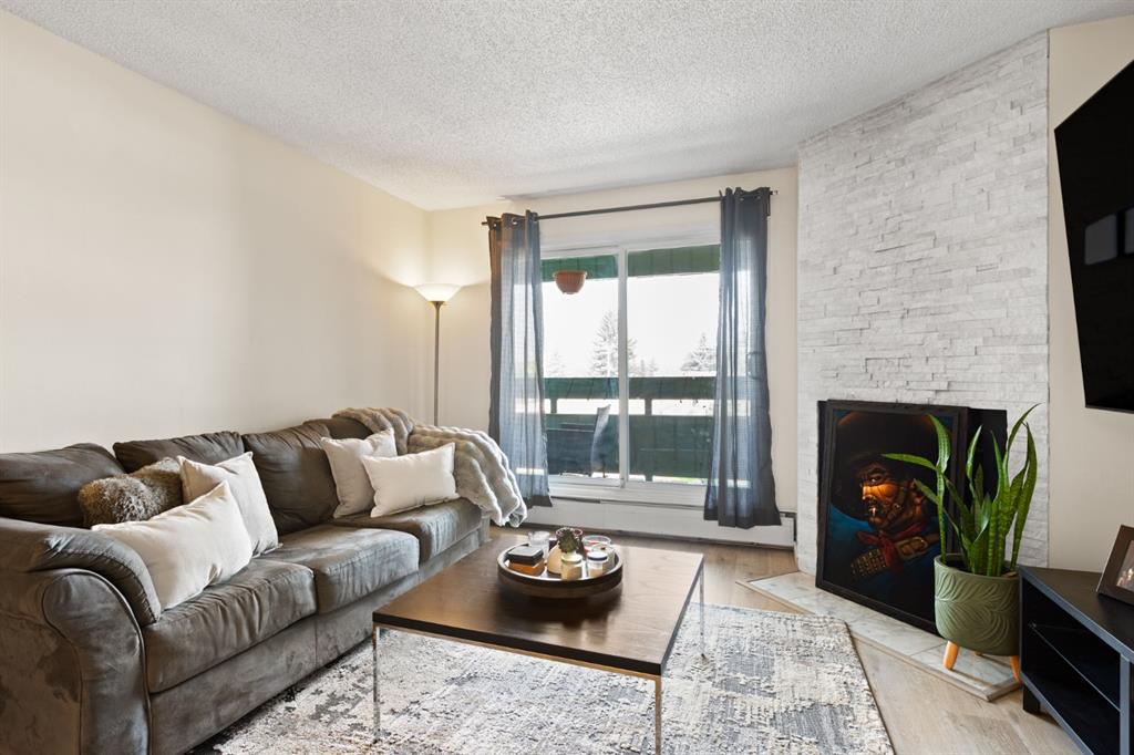 315 Southampton Drive, Calgary, MLS® # A2253509