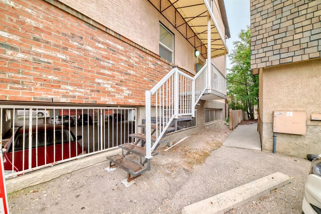 6825 Centre Street, Calgary, MLS® # A2254477