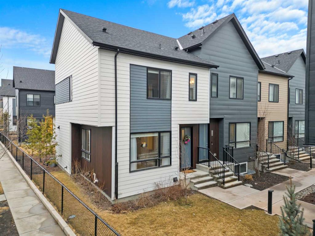 716 Redstone Crescent, Calgary, MLS® # A2254978