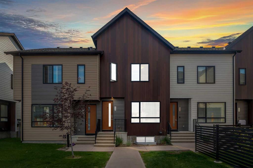 604 Redstone Crescent, Calgary, MLS® # A2256083
