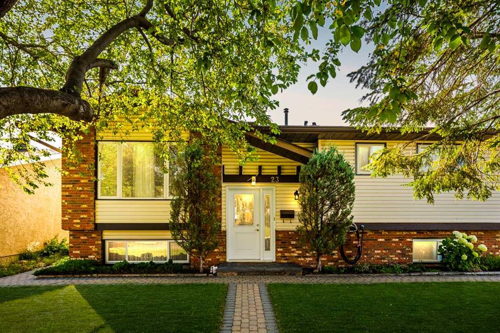 23 Whitlock Close, Calgary, MLS® # A2258565