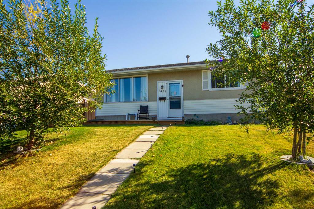 1251 Penedo Crescent, Calgary, MLS® # A2258870