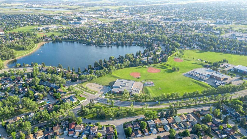 212 Midlawn Close, Calgary, MLS® # A2259285