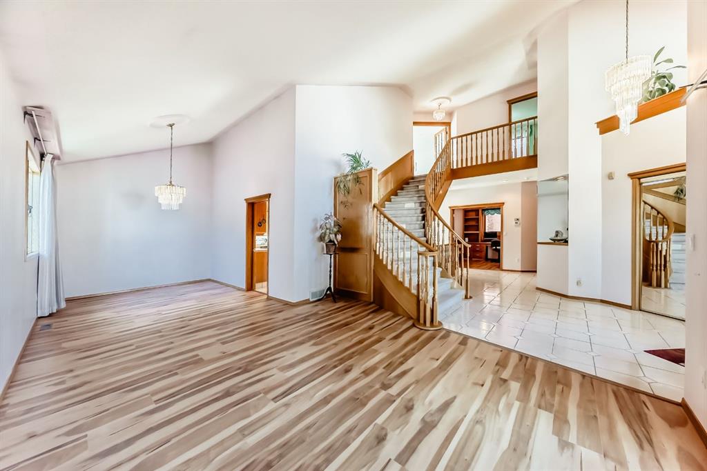 17 Santana Manor, Calgary, MLS® # A2260143