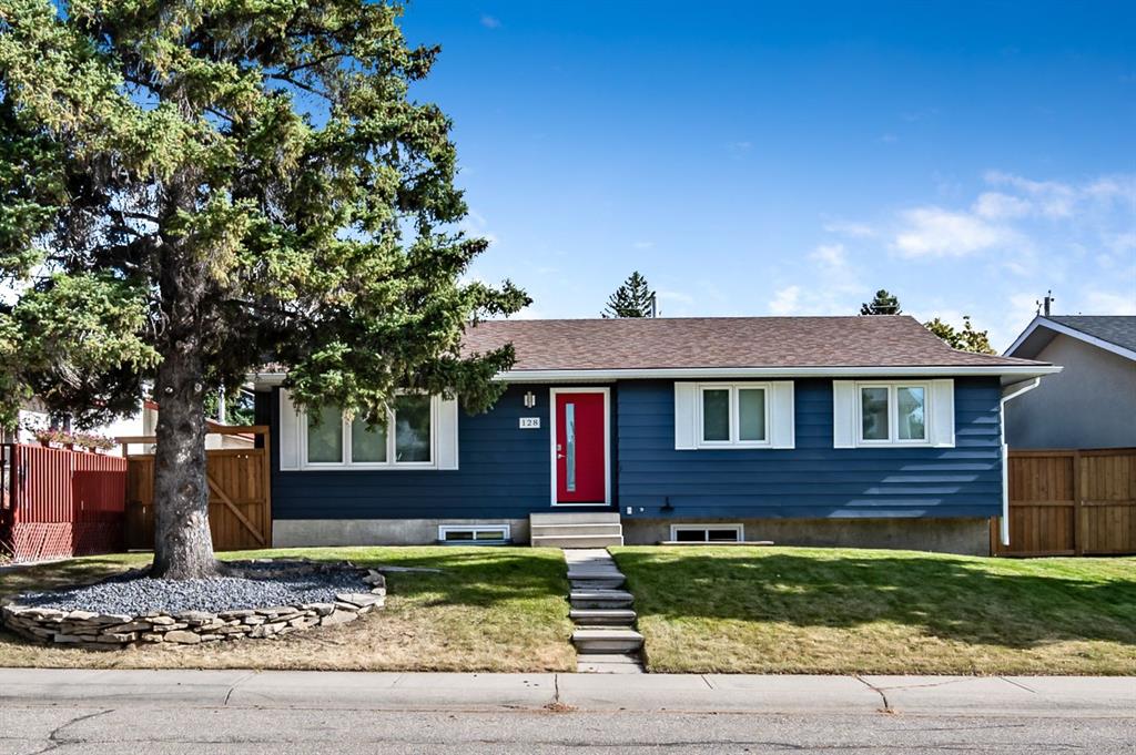 128 Queen Alexandra Close, Calgary, MLS® # A2262916