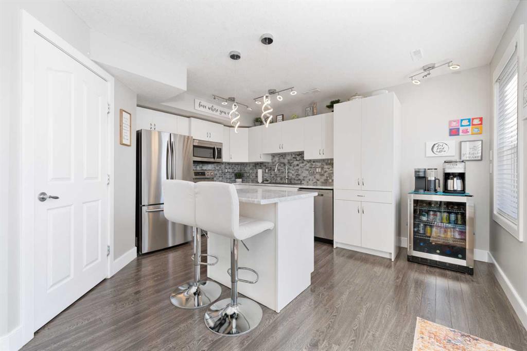 50 Westland Road, Okotoks, MLS® # A2263510