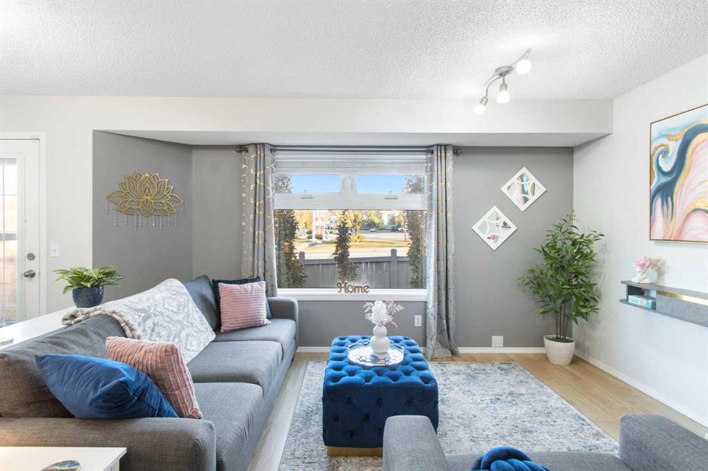 206 Mt Aberdeen Manor, Calgary, MLS® # A2263702