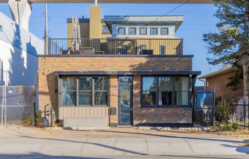 1742 10 Avenue, Calgary, MLS® # A2266683