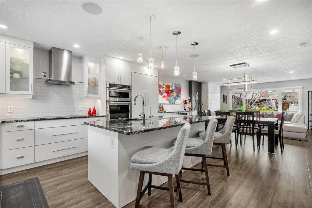 348 Parkwood Close, Calgary, MLS® # A2268750