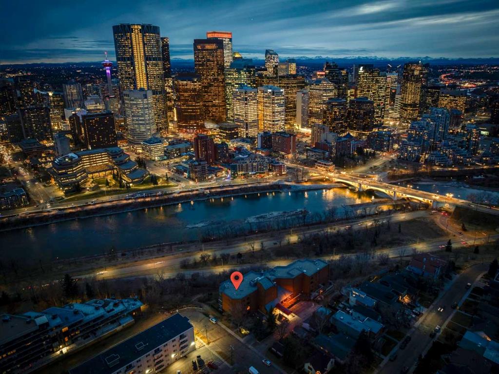 215 2 Street, Calgary, MLS® # A2271565