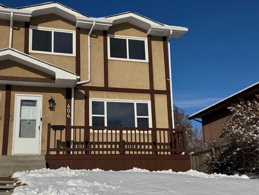 404 Pinehill Road, Calgary, MLS® # A2271881