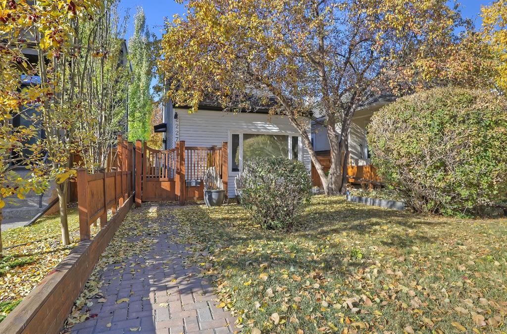 2227 30 Street, Calgary, MLS® # A2273014