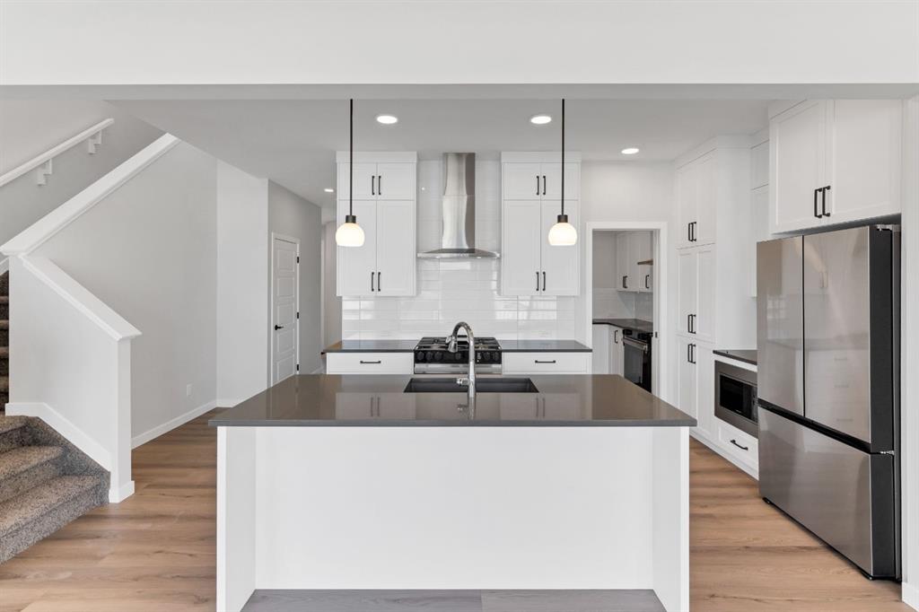 72 Lewiston Drive, Calgary, MLS® # A2274107