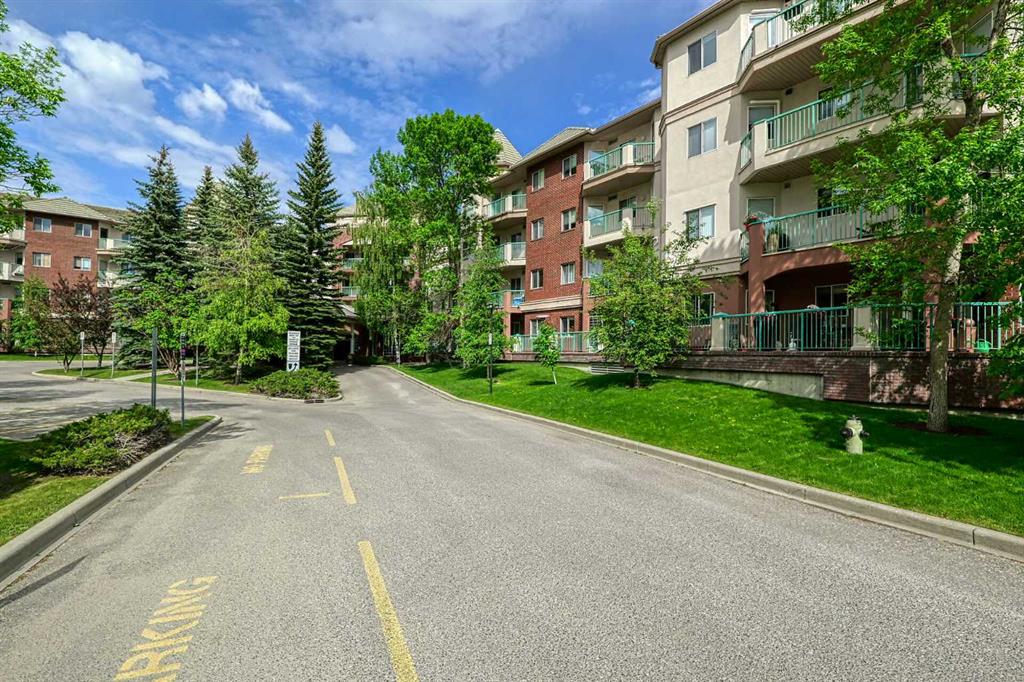 200 Lincoln Way, Calgary, MLS® # A2277751