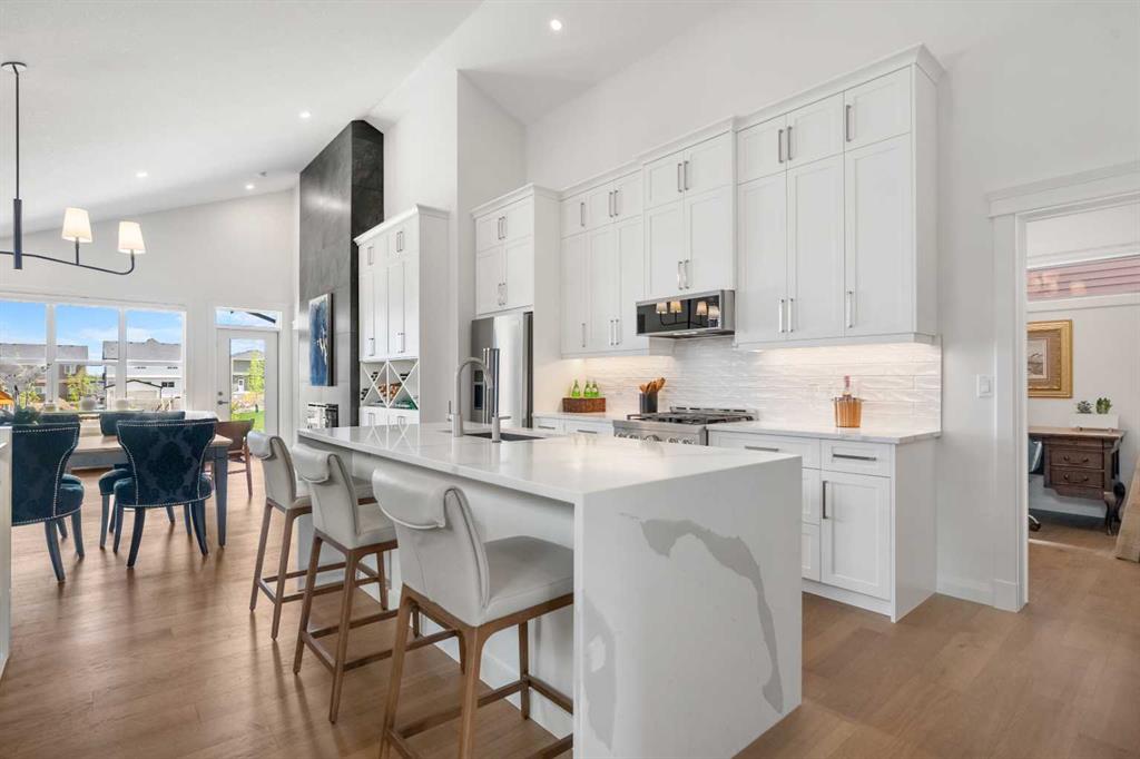 218 Mitchell Heath, Calgary, MLS® # A2280867