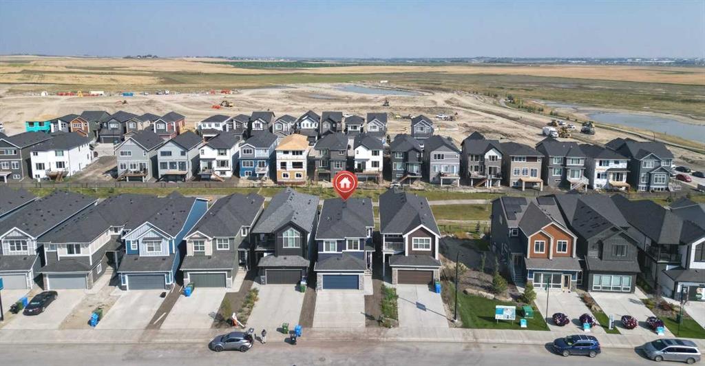 200 Lewiston Drive, Calgary, MLS® # A2281136