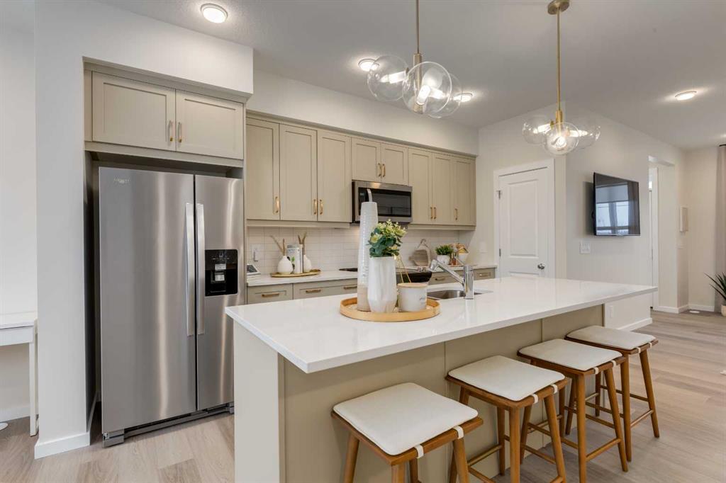 585 Savanna Drive, Calgary, MLS® # A2282349