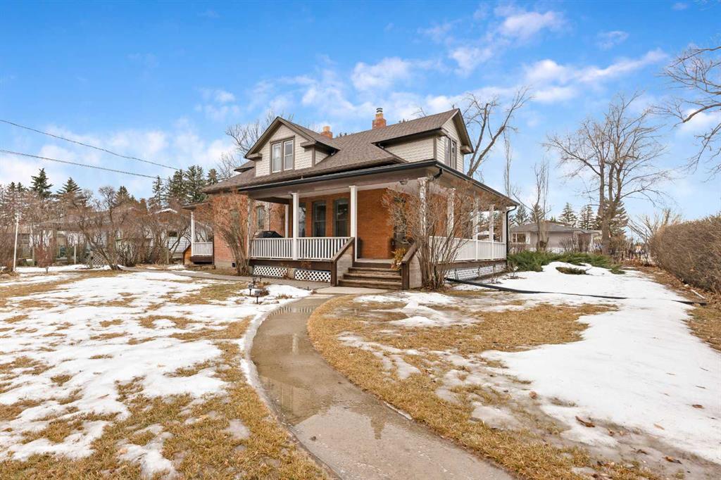 725 Macleod Trail, High River, MLS® # A2283870