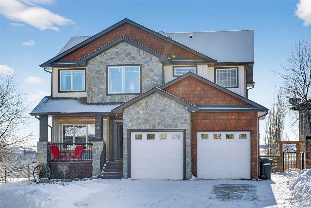 609 Sunrise Close, Diamond Valley, MLS® # A2283906