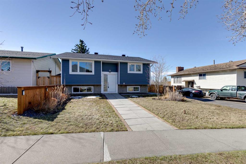 8111 Ranchview Drive, Calgary, MLS® # A2285554