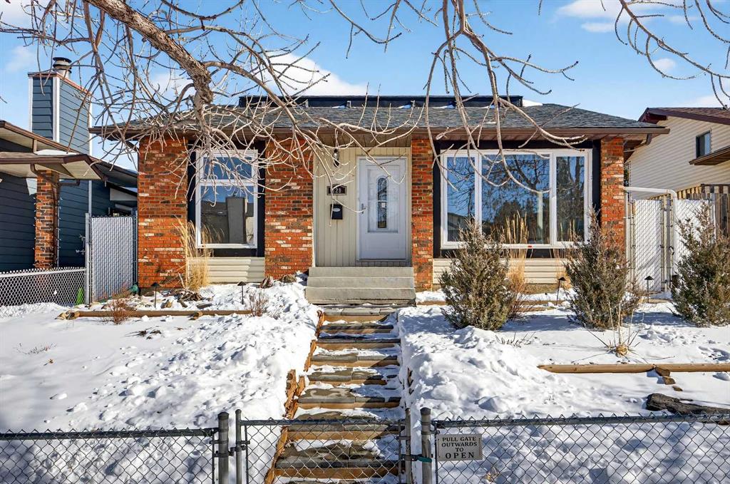 128 Bermuda Drive, Calgary, MLS® # A2286966